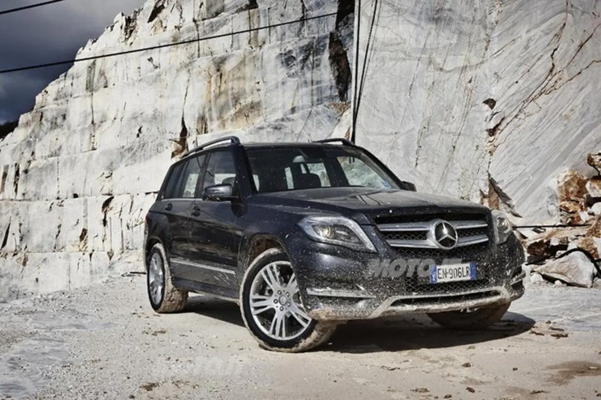 Mercedes-Benz GLK: in off-road nelle cave di marmo di Carrara (27)