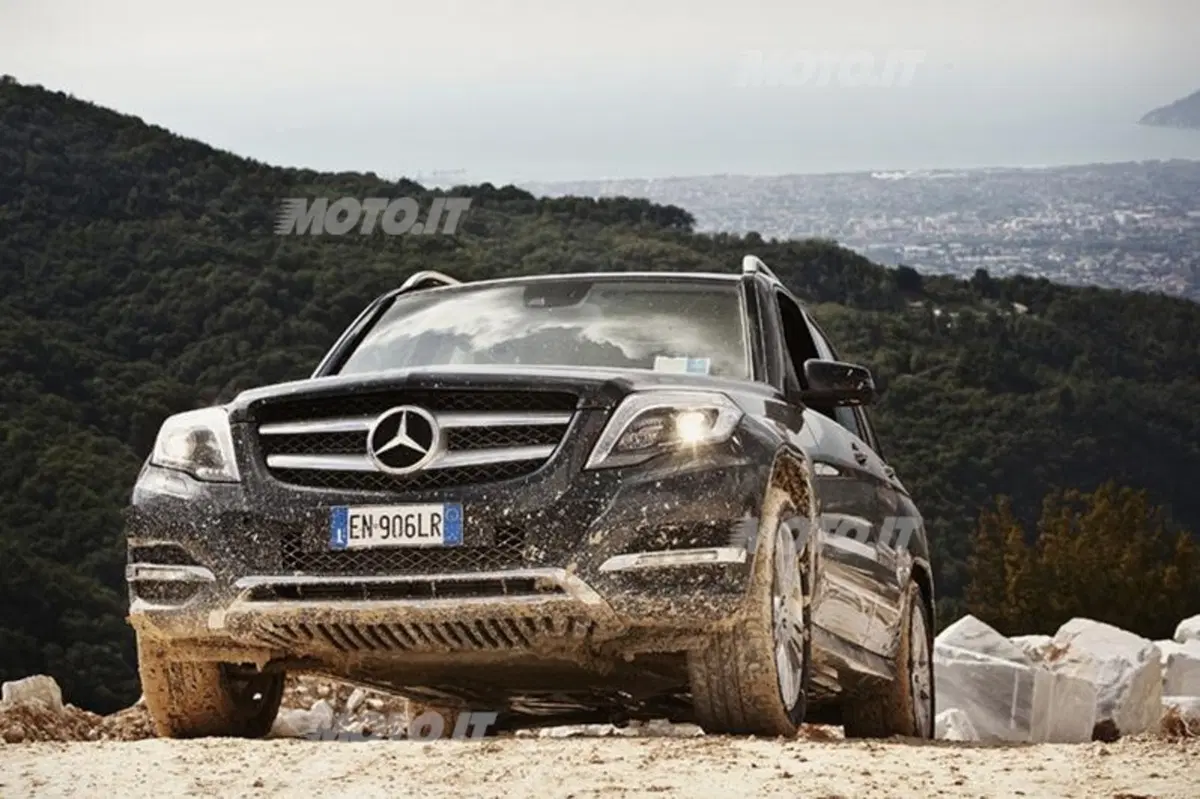 Mercedes-Benz GLK: in off-road nelle cave di marmo di Carrara (29)
