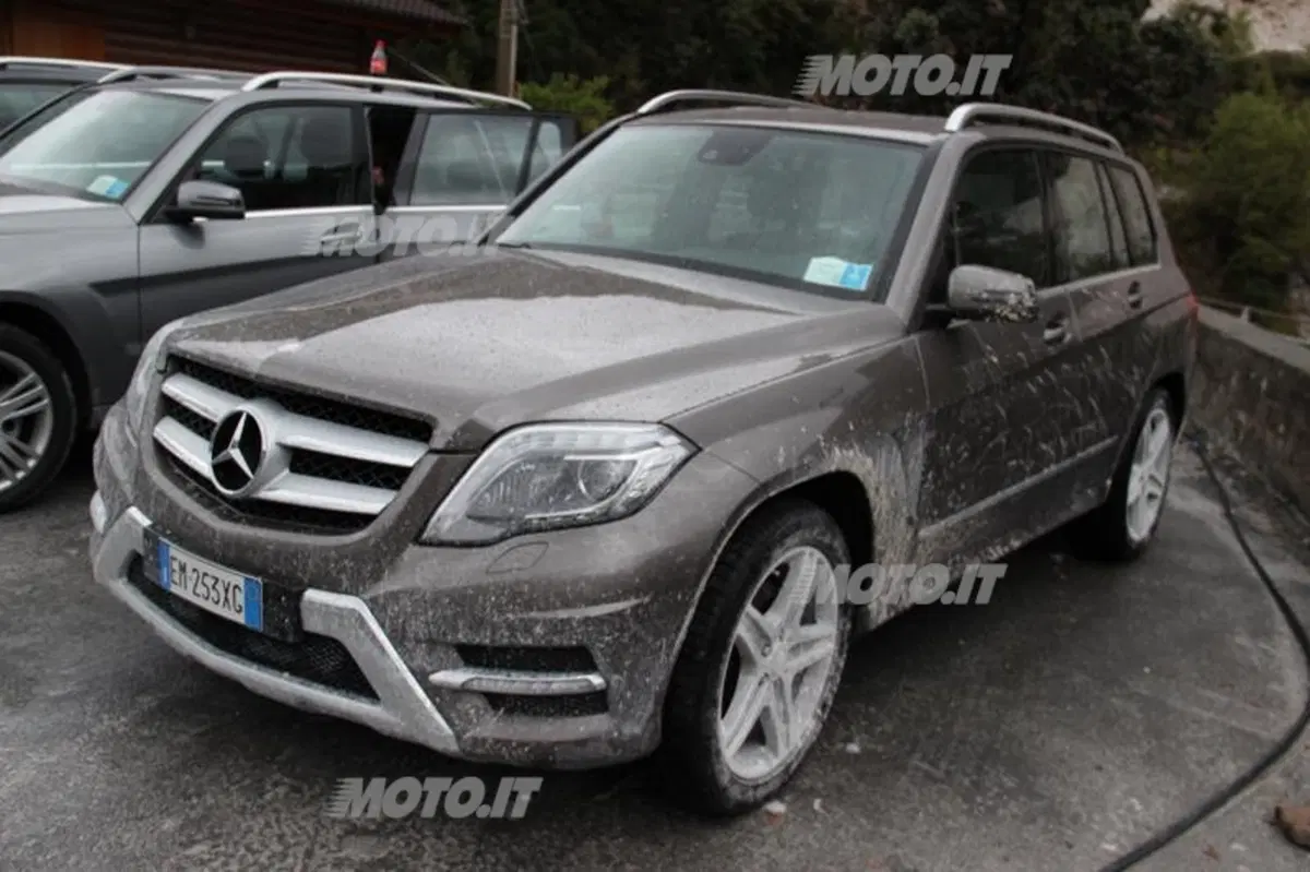 Mercedes-Benz GLK: in off-road nelle cave di marmo di Carrara (52)