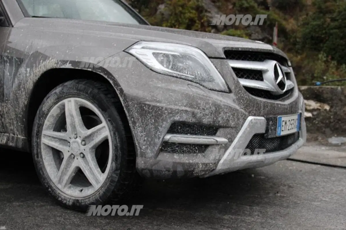Mercedes-Benz GLK: in off-road nelle cave di marmo di Carrara (53)