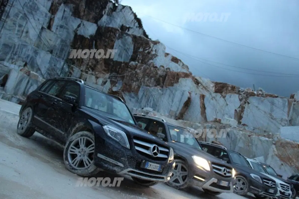 Mercedes-Benz GLK: in off-road nelle cave di marmo di Carrara (56)