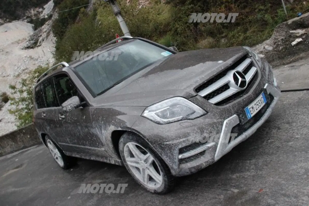 Mercedes-Benz GLK: in off-road nelle cave di marmo di Carrara (58)