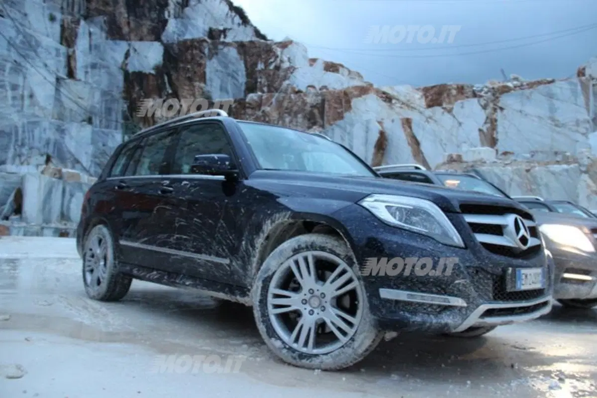 Mercedes-Benz GLK: in off-road nelle cave di marmo di Carrara (66)