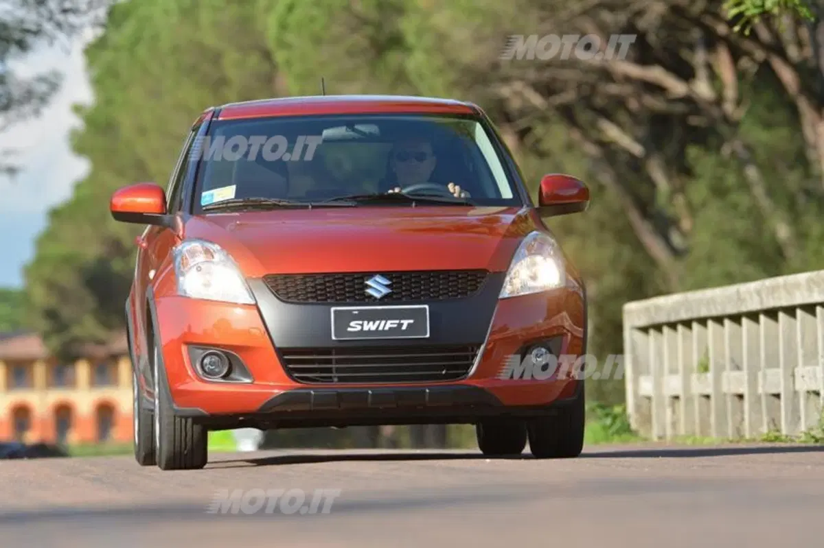 Suzuki Swift 4x4 Outdoor (12)