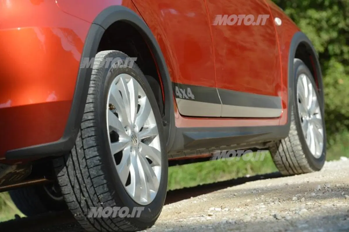 Suzuki Swift 4x4 Outdoor (15)
