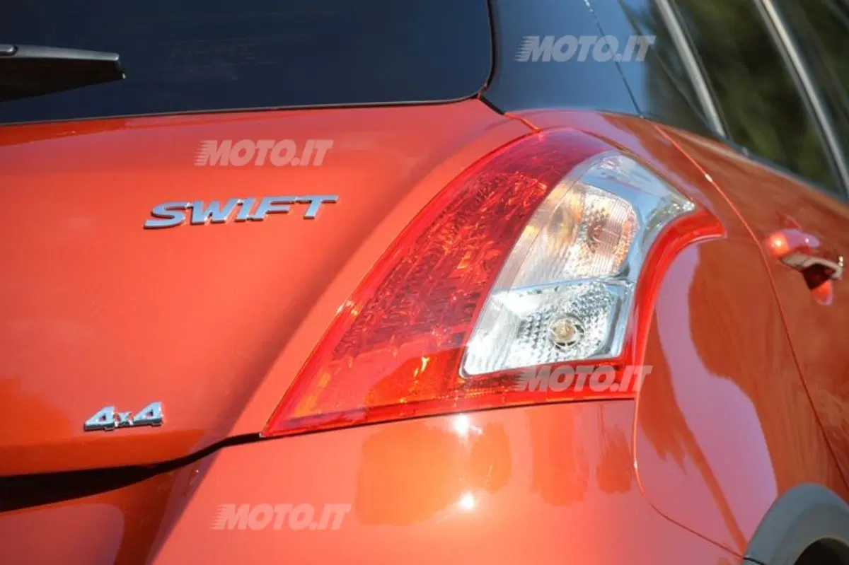 Suzuki Swift 4x4 Outdoor (16)