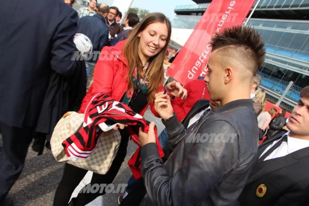 Michael Frisch: «E' un piacere supportare il Milan da 7 anni» (20)