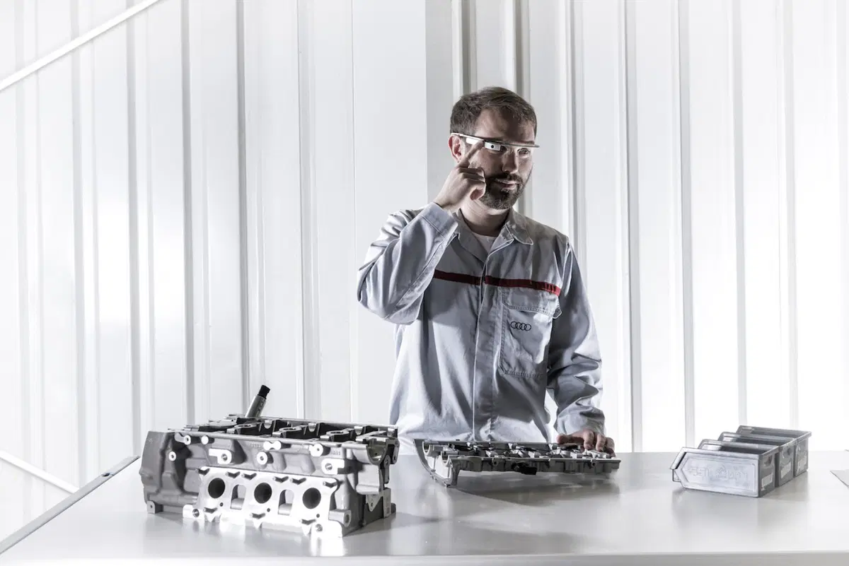 Audi Smart Factory: con robot e big data, produrre con la massima efficienza