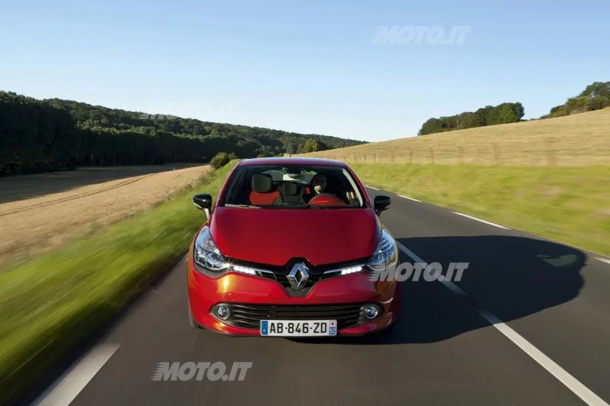 Nuova Renault Clio: porte aperte il 20 e il 21 ottobre (2)
