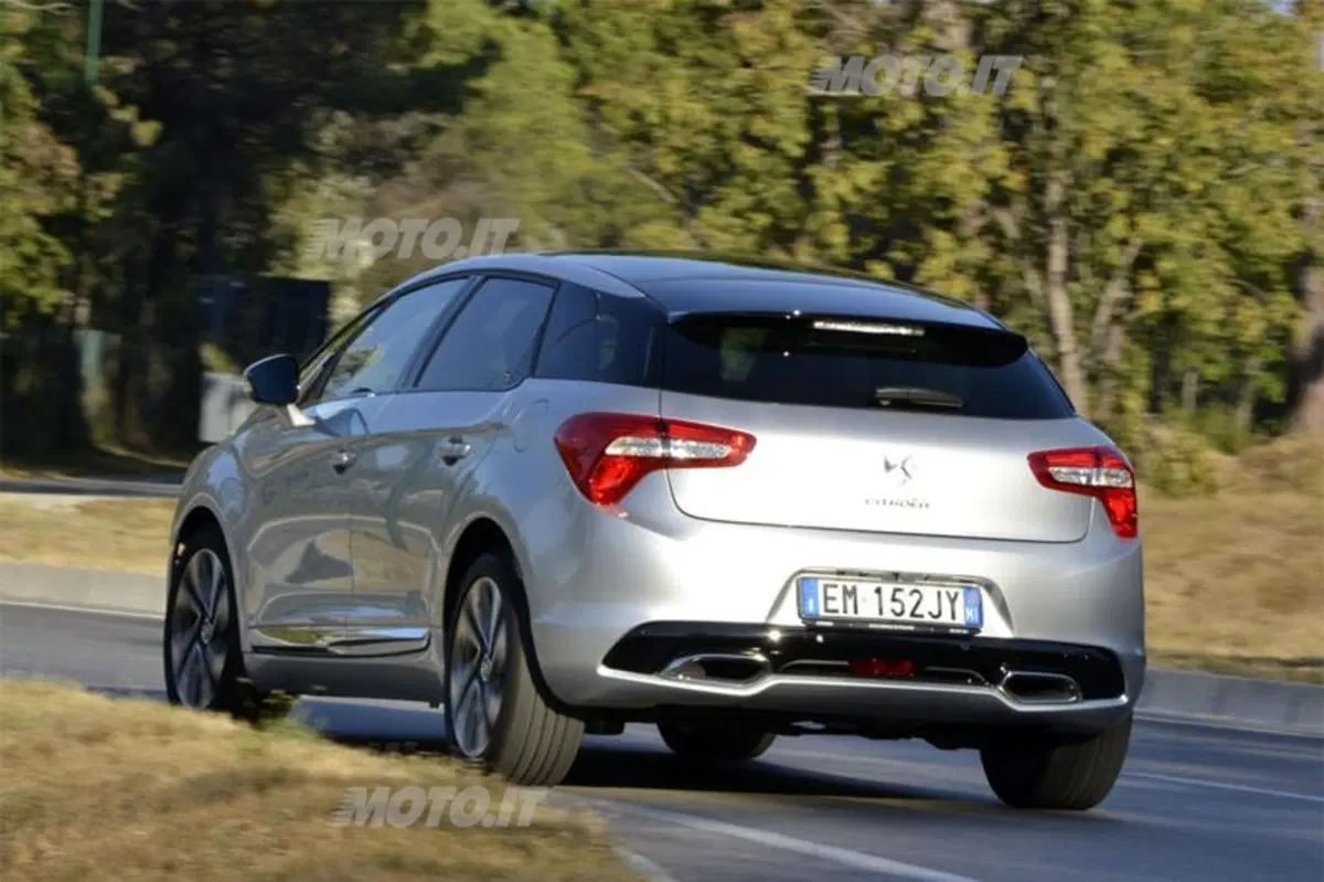 Citroen DS5 (11)