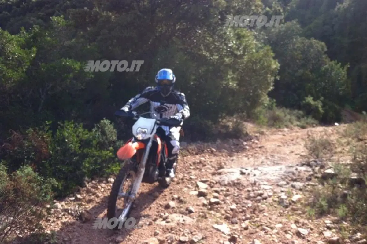 Loeb: una giornata di enduro in Sardegna, con il Mondiale già in tasca (2)