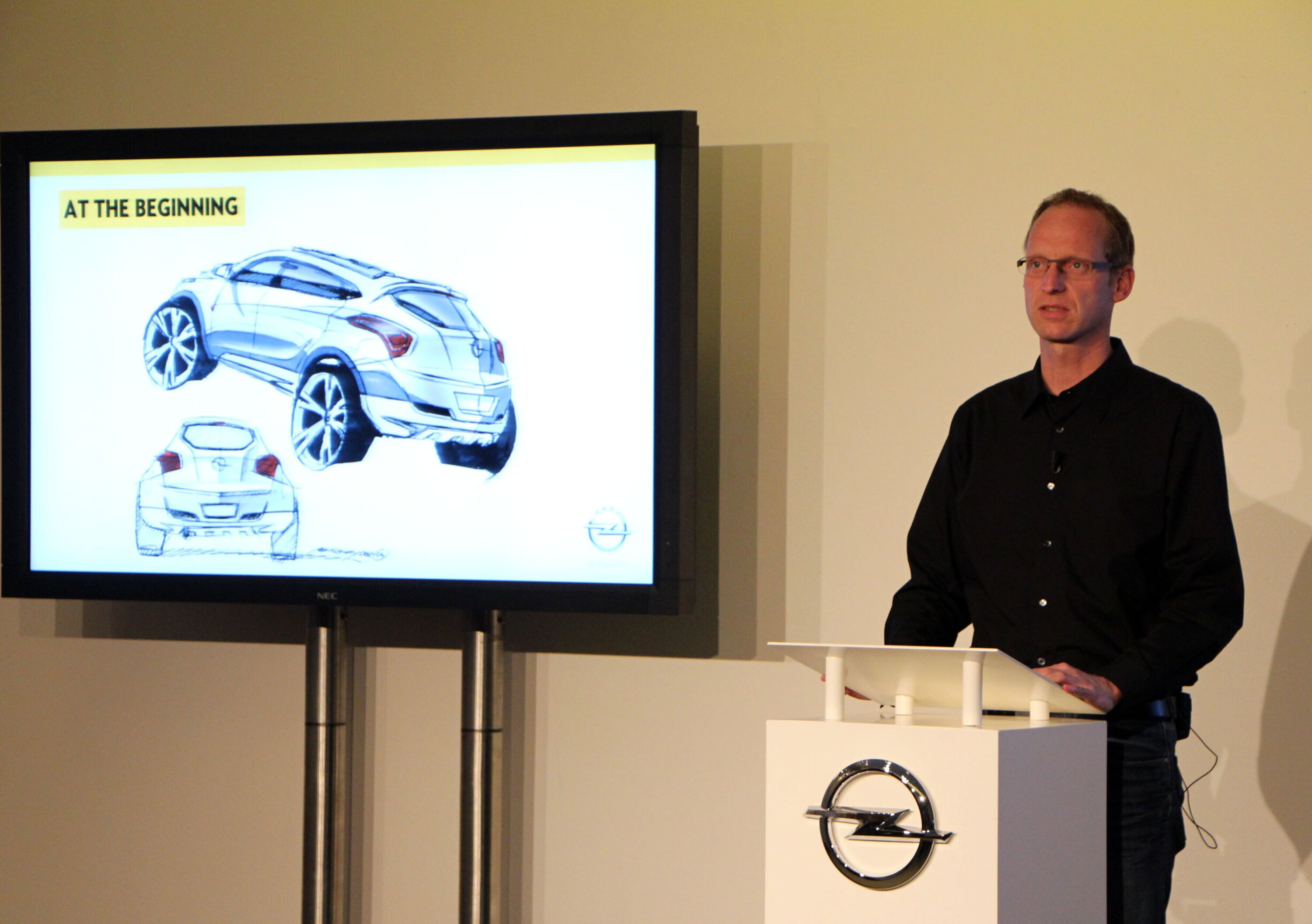 Carsten Aengenheyster: &laquo;Opel Mokka &egrave; grintosa ma anche elegante&raquo;