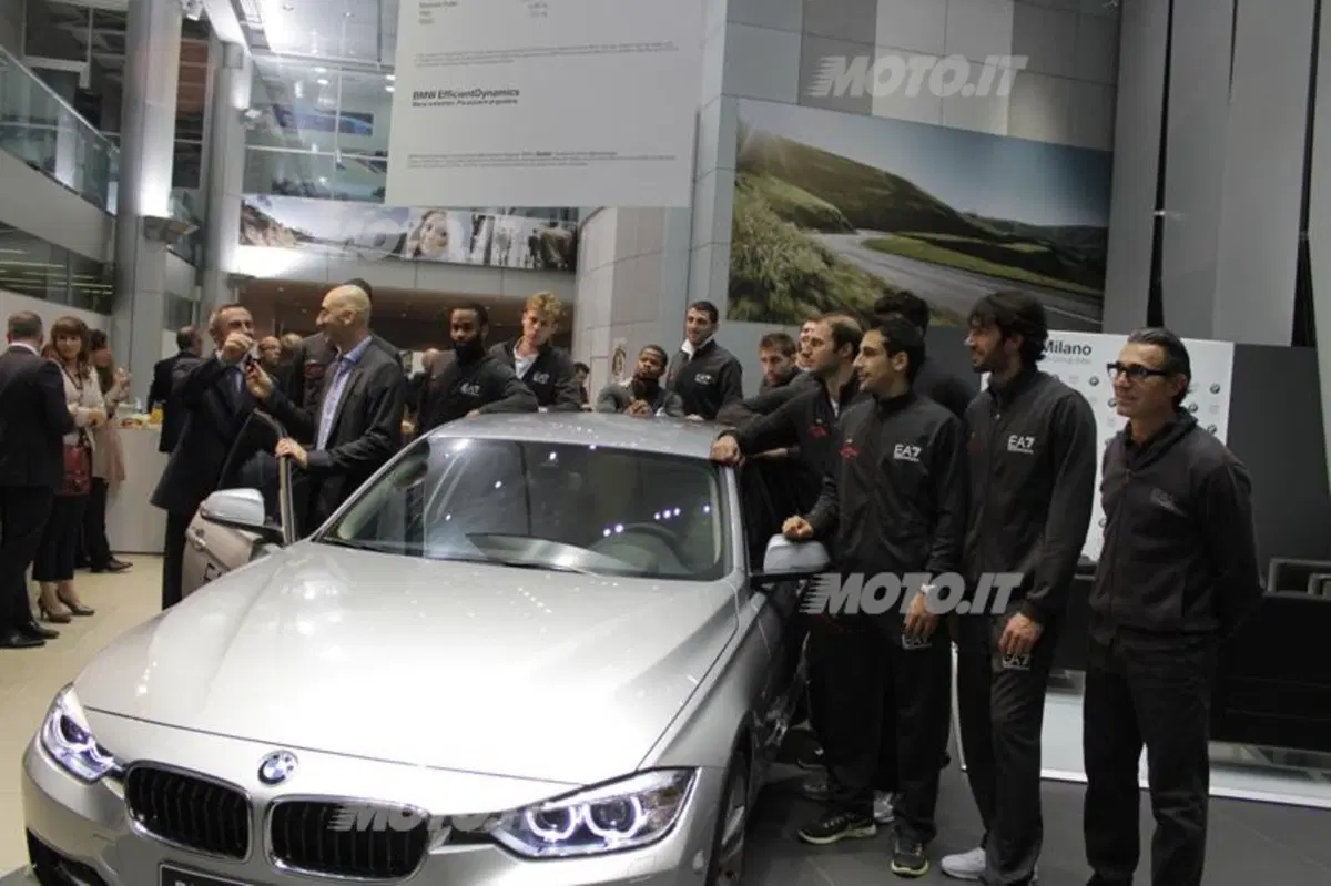 BMW sponsor della EA7 Olimpia Milano (3)
