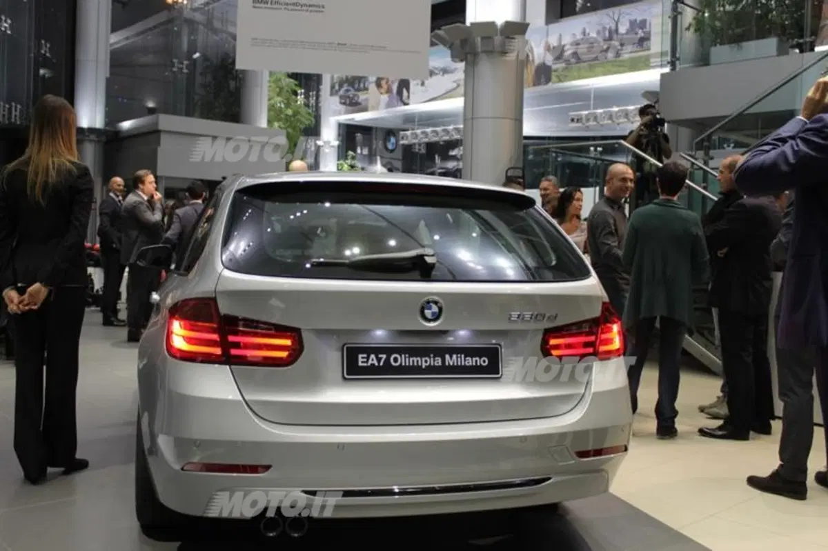 BMW sponsor della EA7 Olimpia Milano (6)
