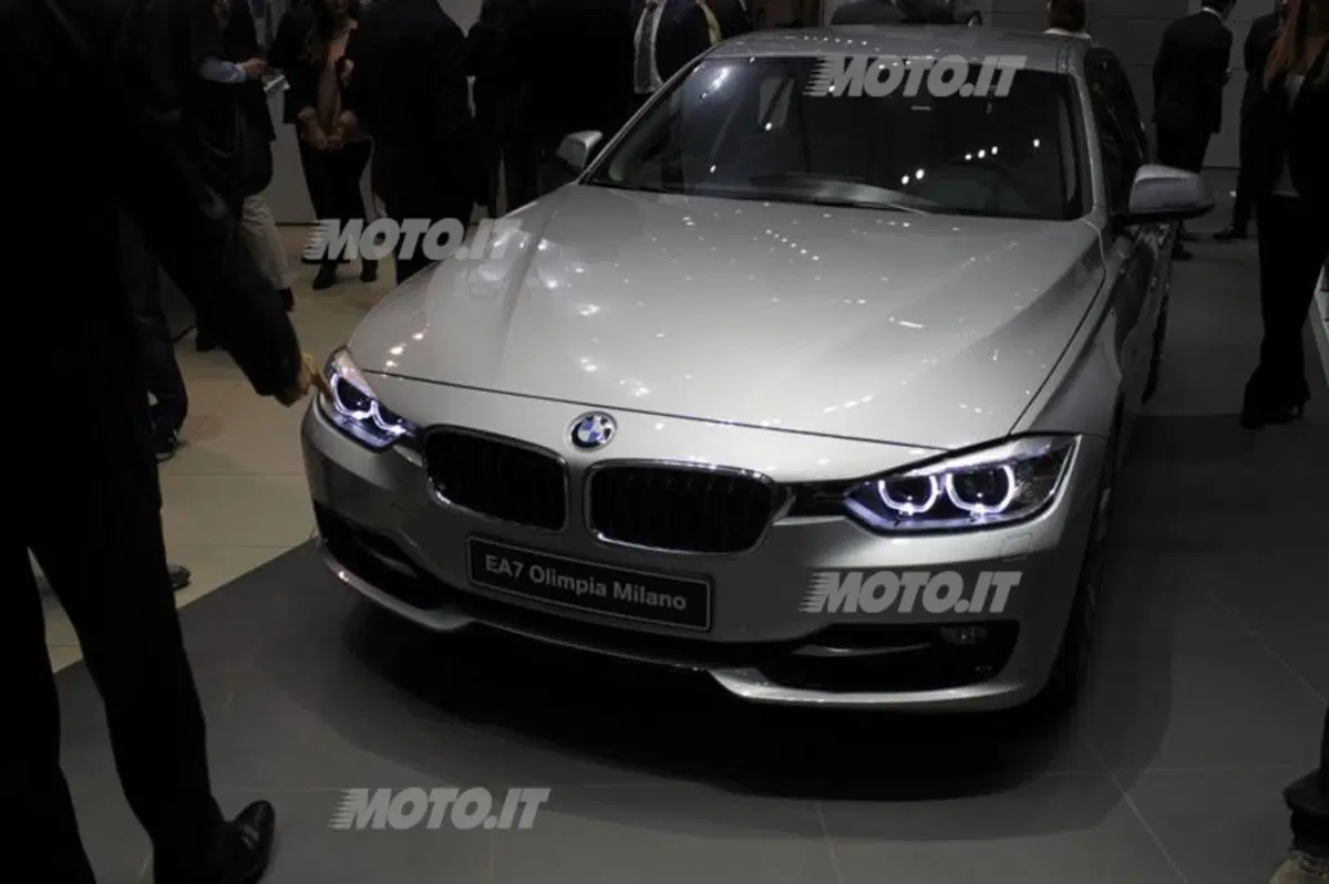 BMW sponsor della EA7 Olimpia Milano (7)