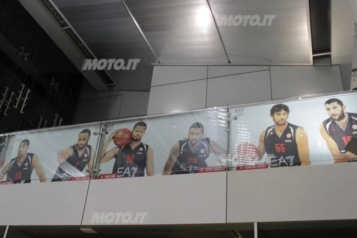 BMW sponsor della EA7 Olimpia Milano (28)