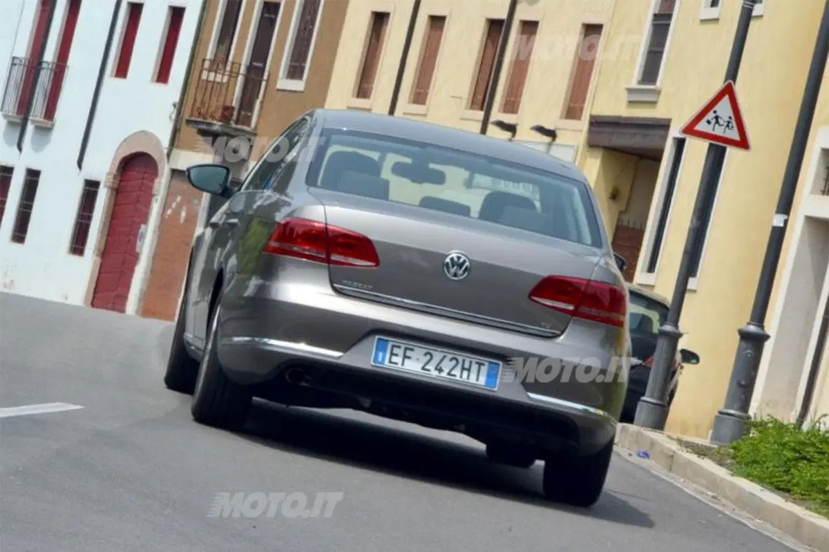 Volkswagen Passat (3)