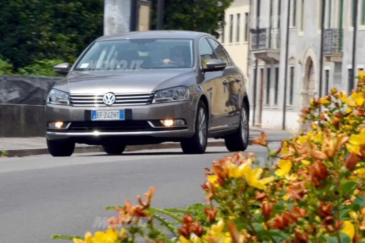 Volkswagen Passat (8)