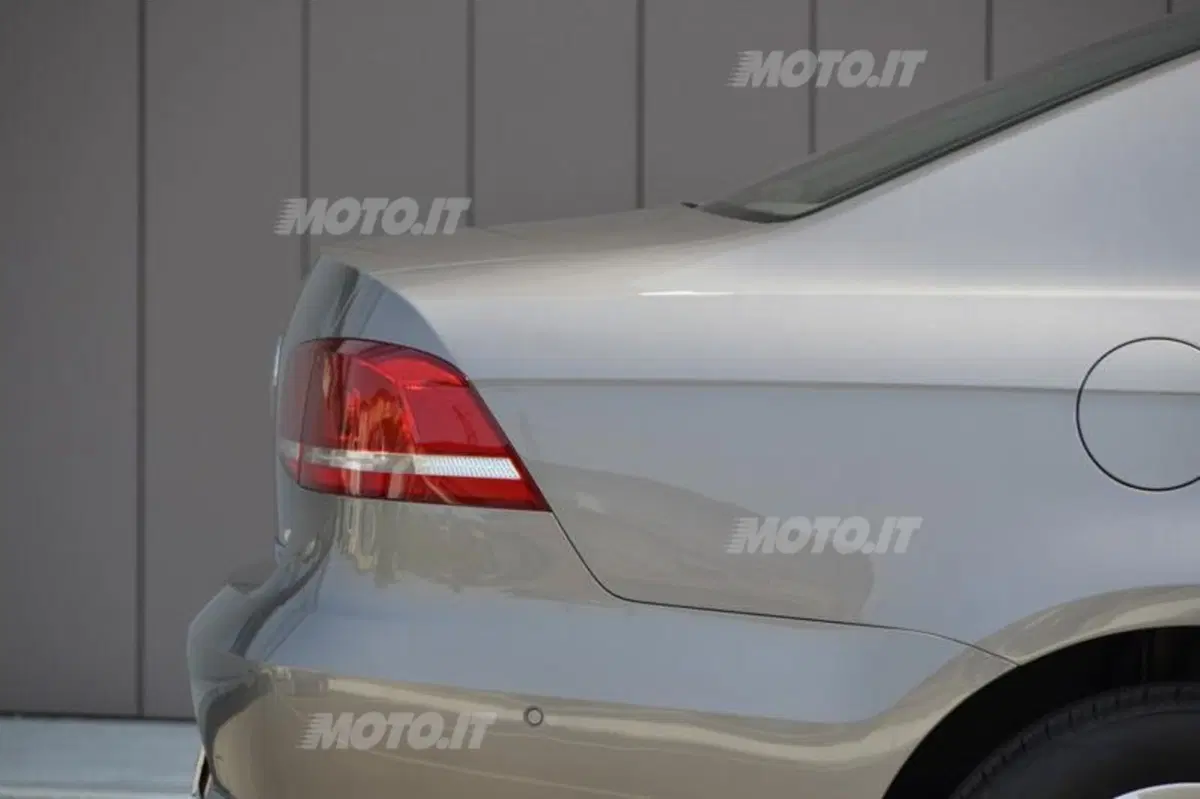 Volkswagen Passat (18)