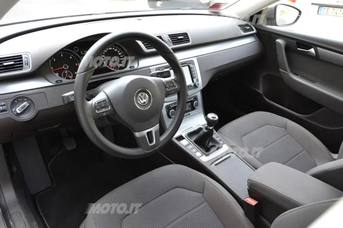 Volkswagen Passat (26)