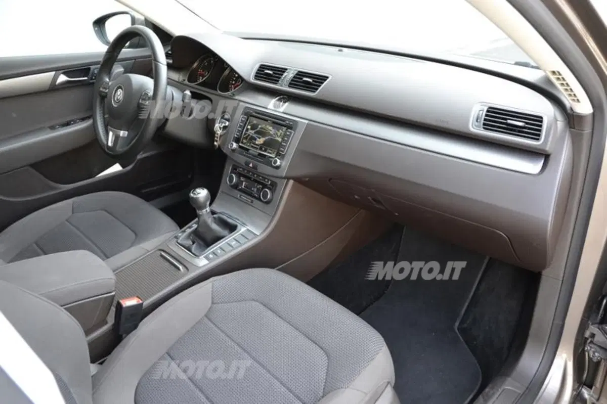 Volkswagen Passat (27)