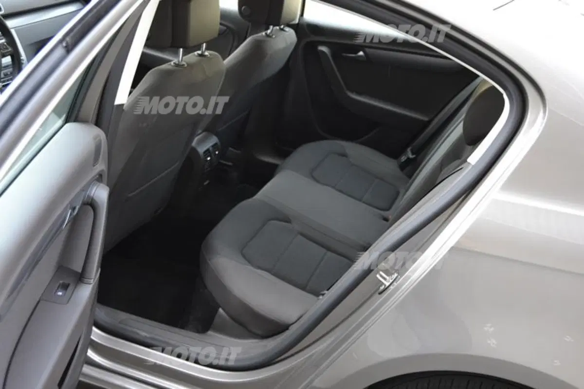 Volkswagen Passat (31)