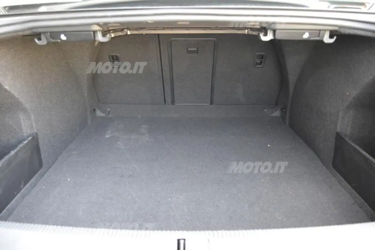 Volkswagen Passat (57)
