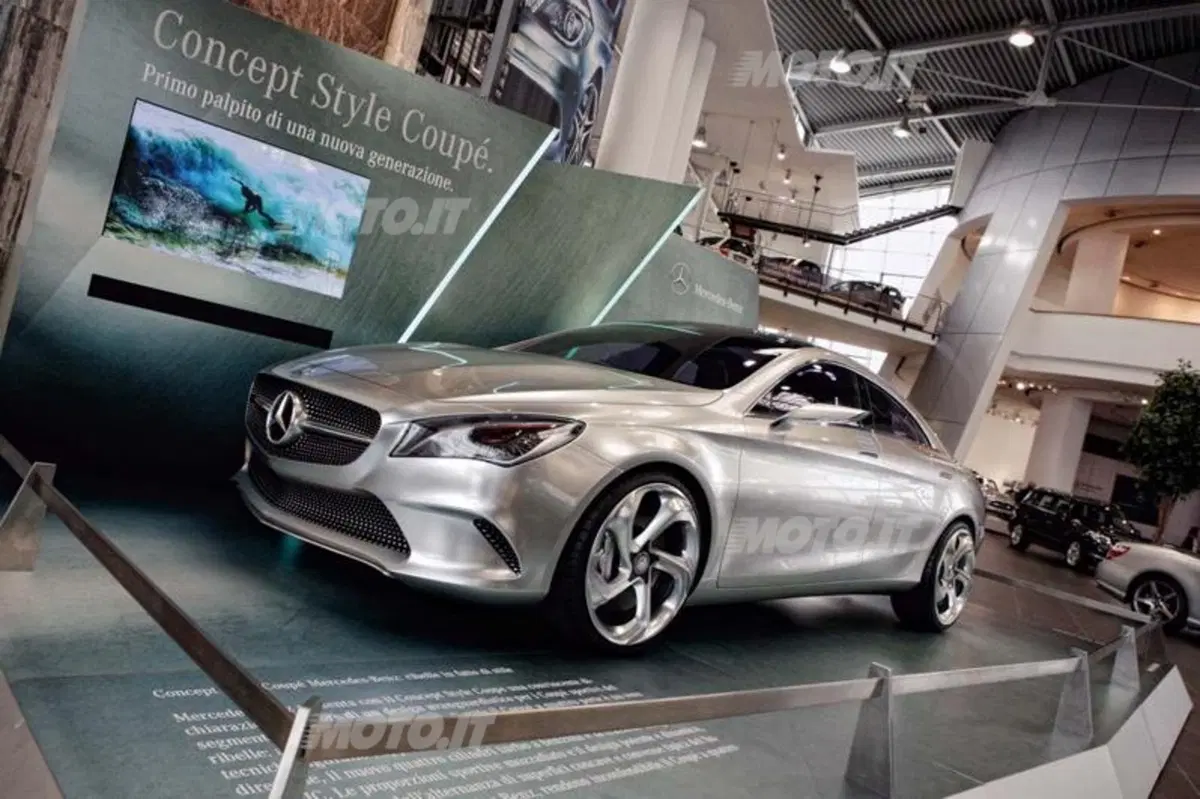 Mercedes-Benz Concept Style Coupé: anteprima italiana a Milano