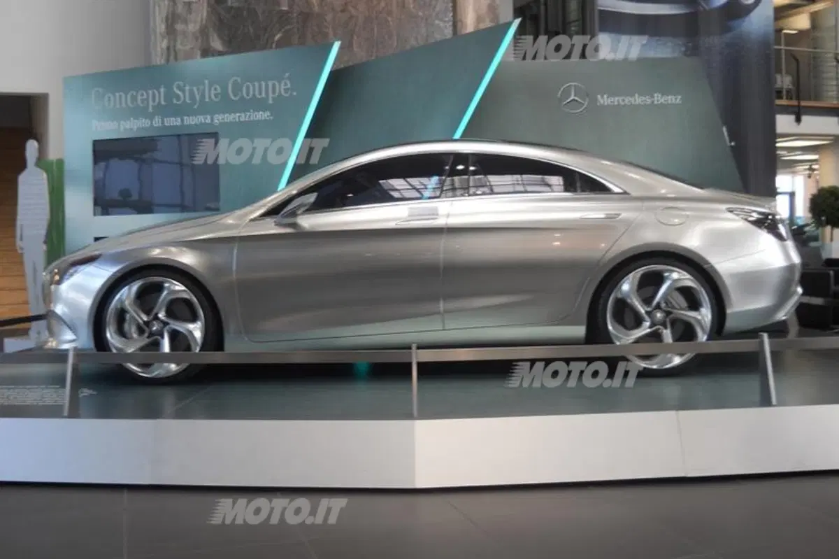 Mercedes-Benz Concept Style Coupé: anteprima italiana a Milano (6)