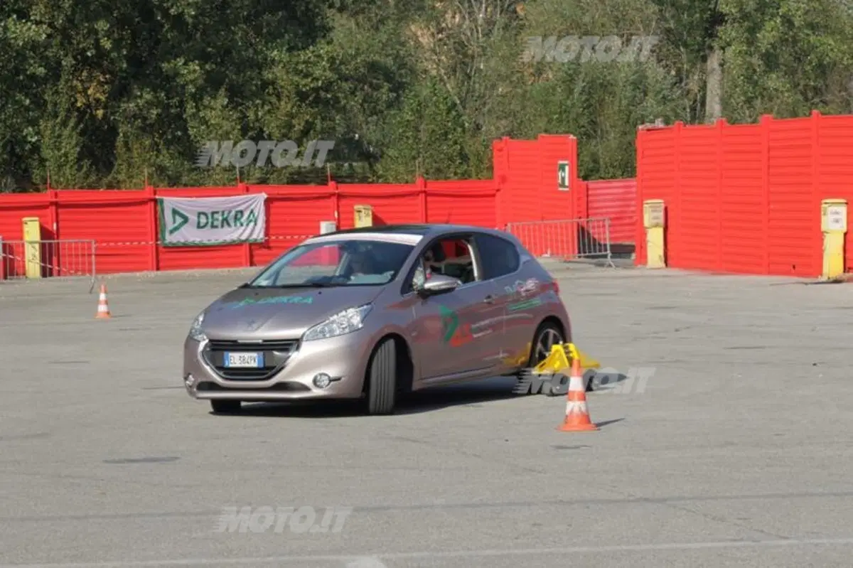 Dekra e Formula Imola insieme per la sicurezza alla guida (62)