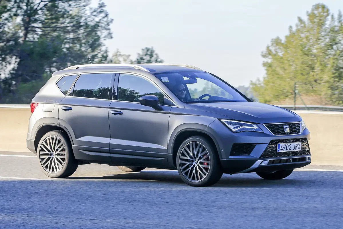 Seat Ateca Cupra: la versione cattiva del SUV arriva nel 2017 (3)