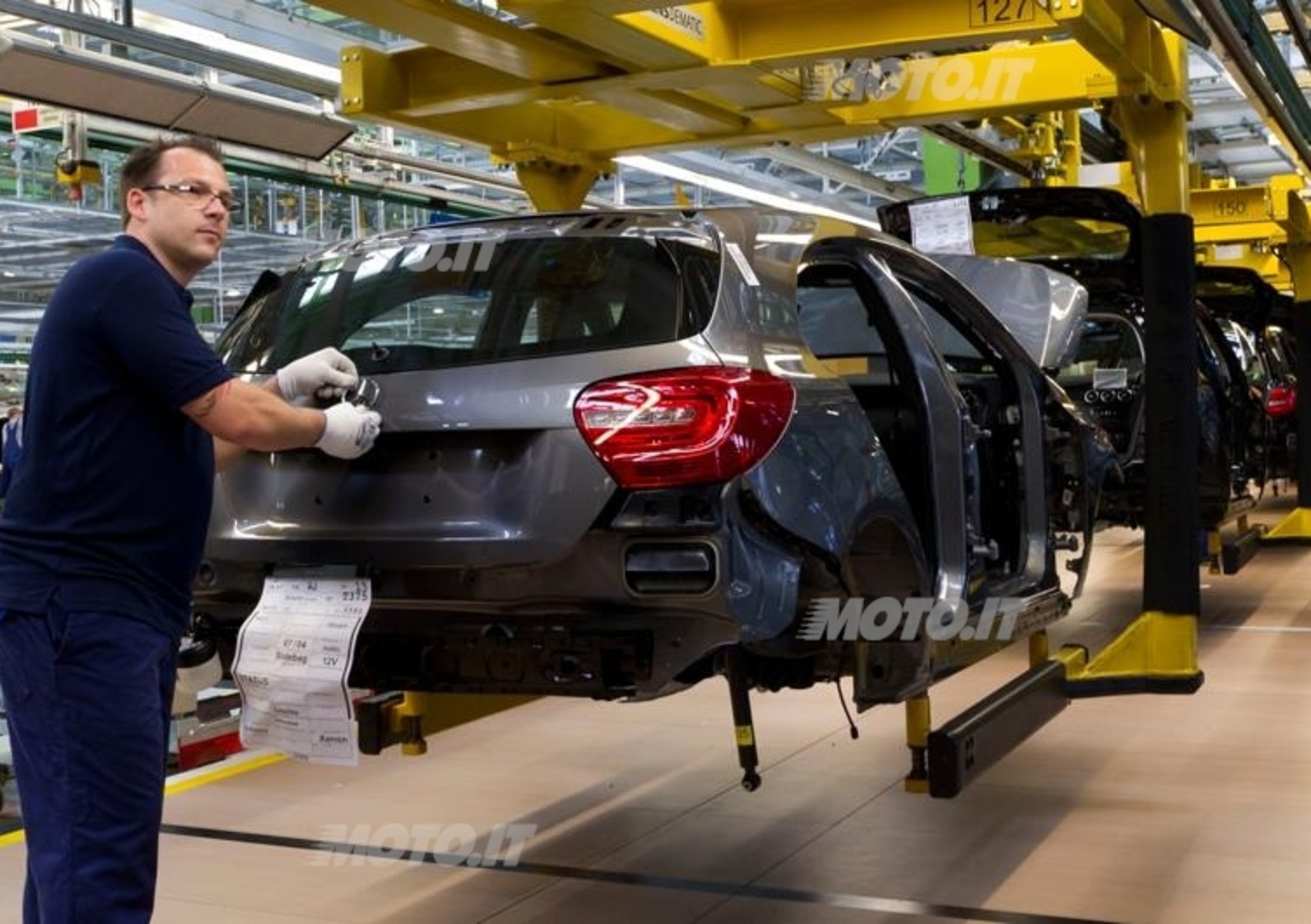 Mercedes-Benz Classe A: incrementata nuovamente la produzione