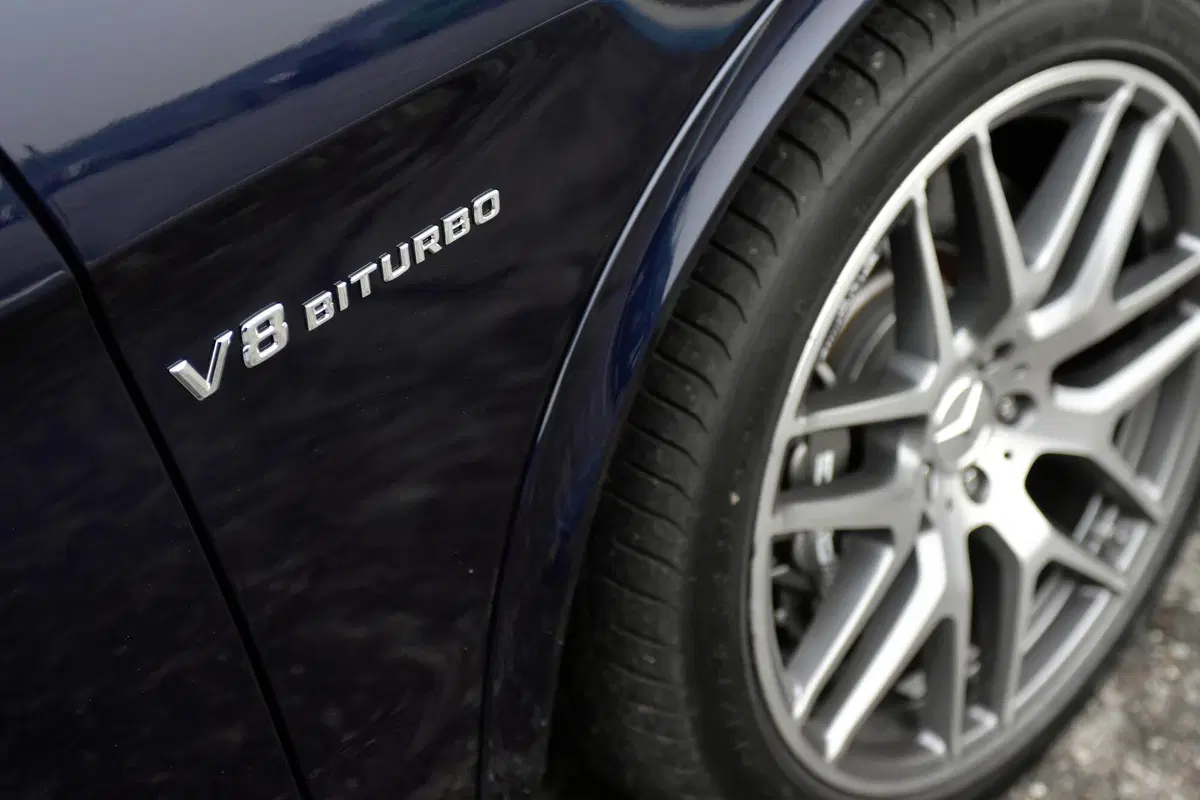 Mercedes Classe G: alla frusta tra pista e 'montagne artificiali' (18)