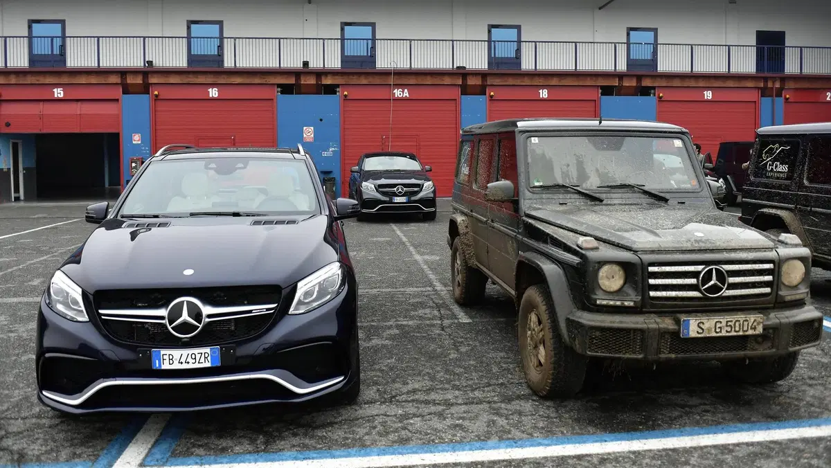 Mercedes Classe G: alla frusta tra pista e 'montagne artificiali' (15)