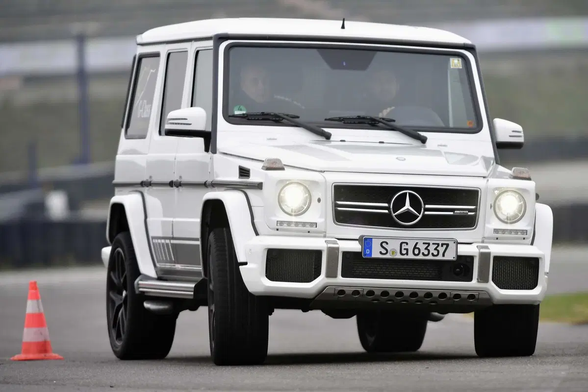 Mercedes Classe G: alla frusta tra pista e 'montagne artificiali' (29)