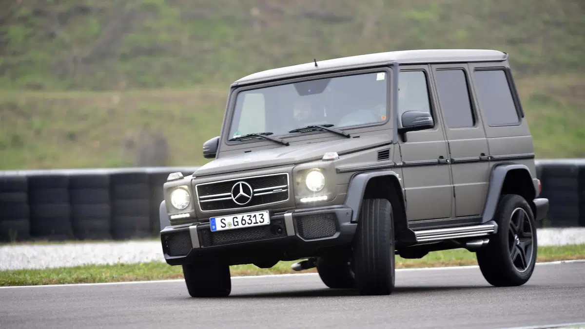 Mercedes Classe G: alla frusta tra pista e 'montagne artificiali' (43)