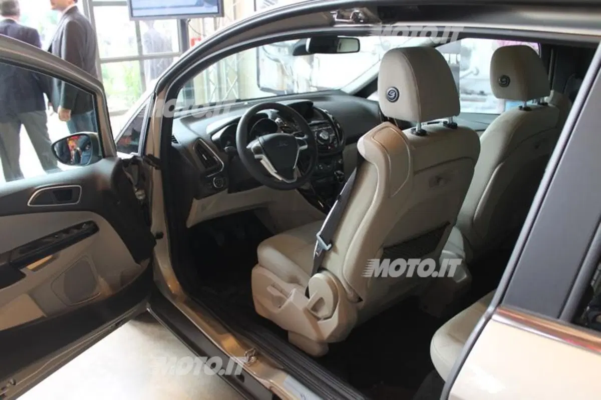 Marco Alù: «Ford B-MAX offre versatilità di segmento superiore» (10)
