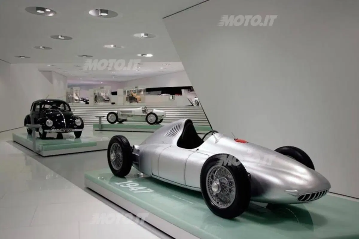 Porsche Traction Management: esprime 112 anni di esperienza (3)