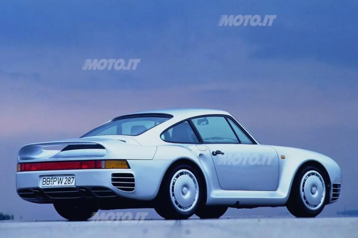 Porsche Traction Management: esprime 112 anni di esperienza (6)