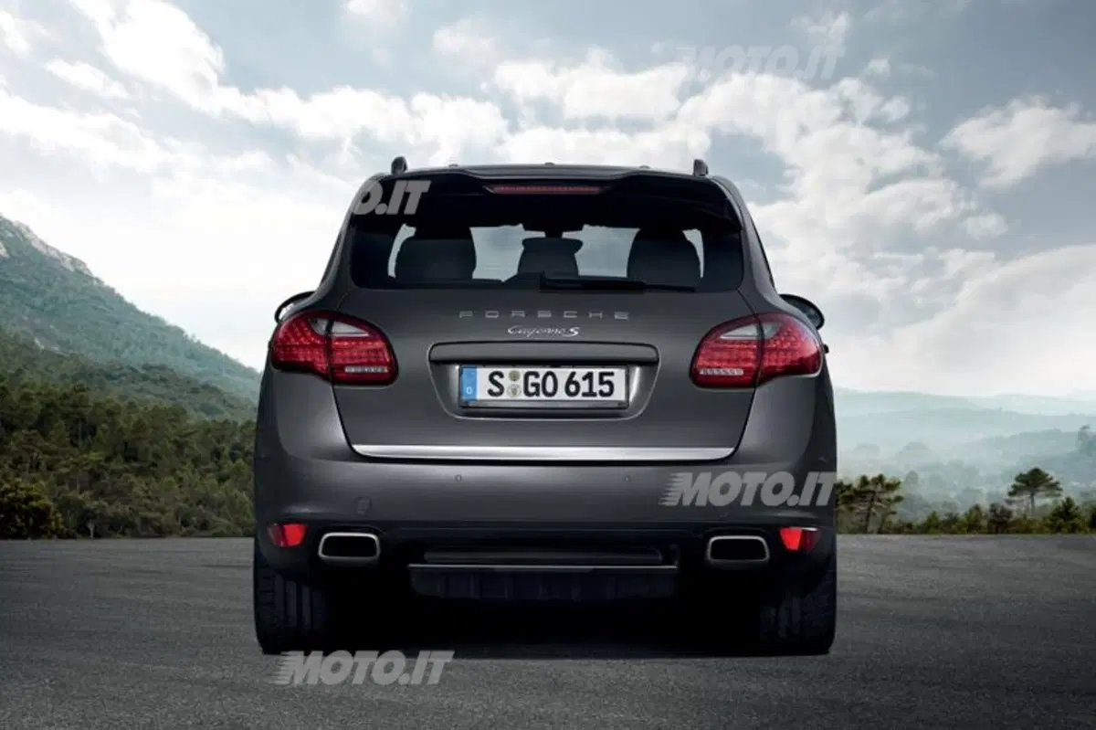 Porsche Cayenne S Diesel: i segreti del nuovo V8 biturbo a gasolio (9)