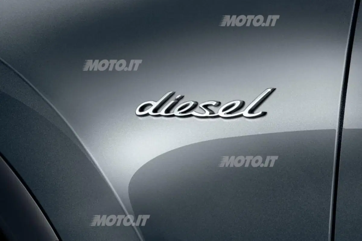 Porsche Cayenne S Diesel: i segreti del nuovo V8 biturbo a gasolio (11)