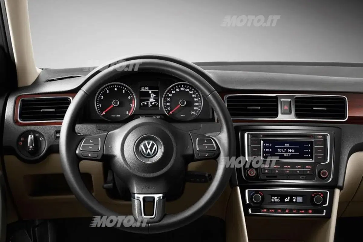Volkswagen Santana (5)