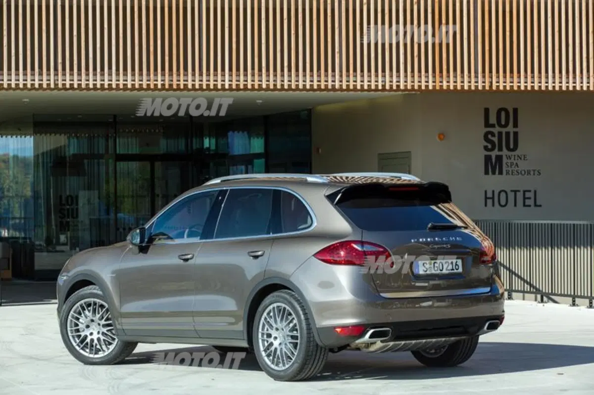 Porsche Cayenne S Diesel (17)