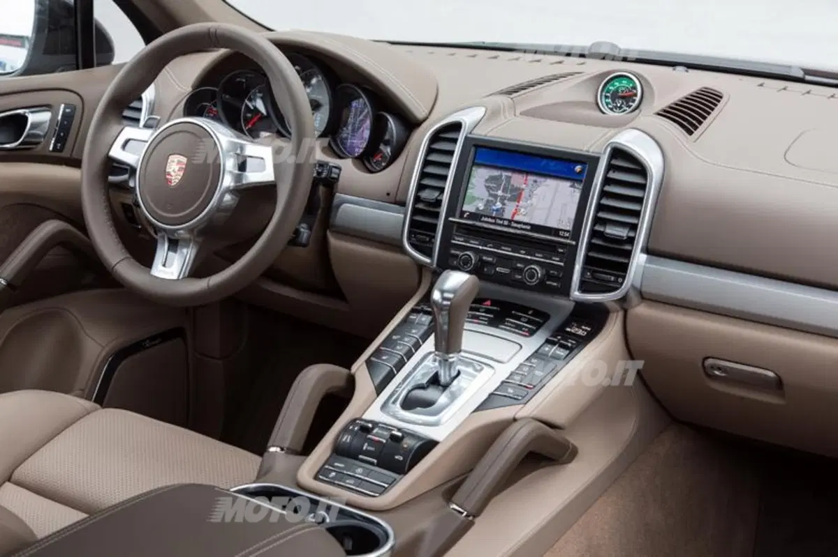 Porsche Cayenne S Diesel (27)