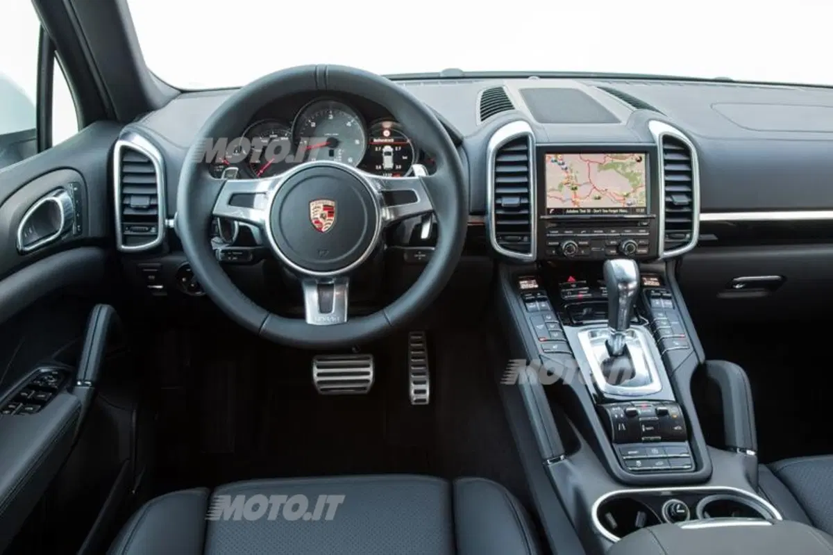 Porsche Cayenne S Diesel (28)