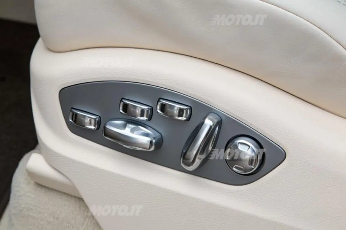 Porsche Cayenne S Diesel (37)