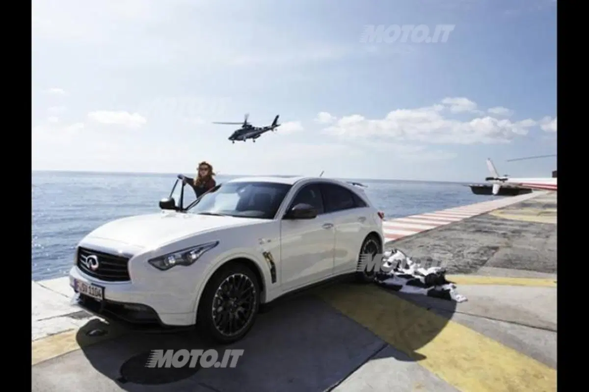 Infiniti FX Vettel Edition: i prezzi italiani (6)