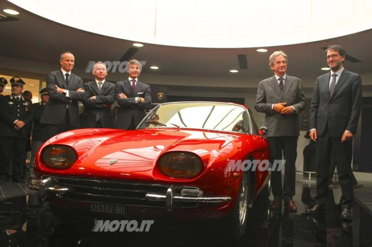 Cinquant'anni di storia Lamborghini al Marconi di Bologna (6)