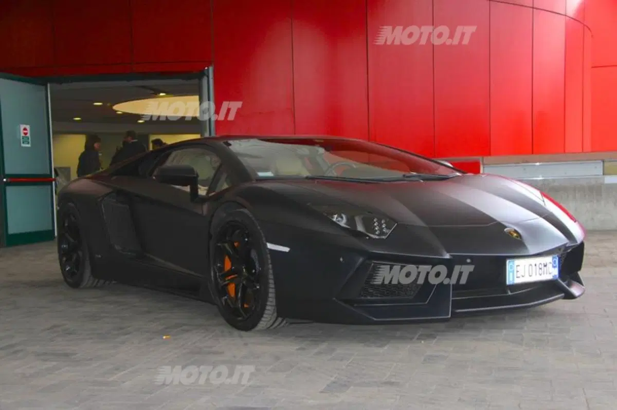 Cinquant'anni di storia Lamborghini al Marconi di Bologna (23)