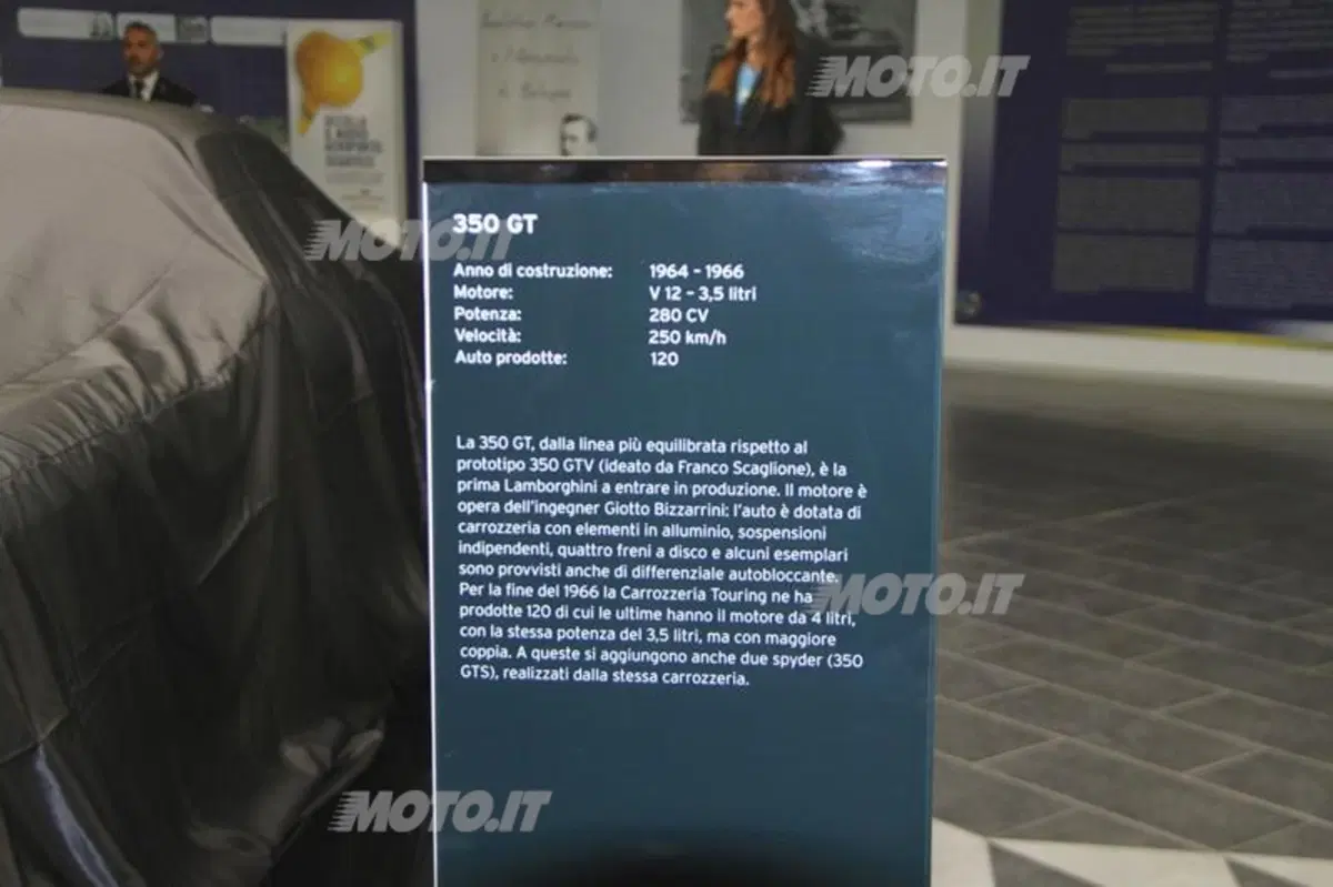 Cinquant'anni di storia Lamborghini al Marconi di Bologna (29)